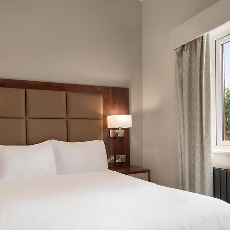 Trafford Hall Hotel Manchester, Trademark Collection By Wyndham Salford  Exterior photo