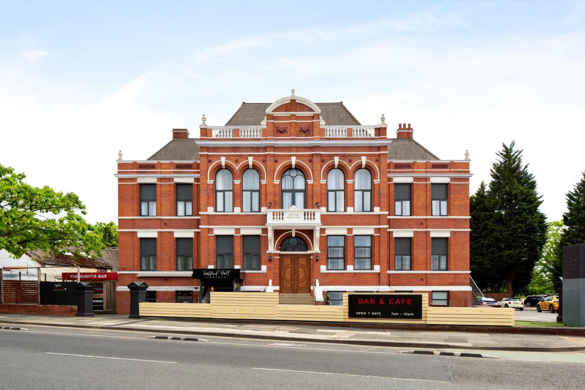 Trafford Hall Hotel Manchester, Trademark Collection By Wyndham Salford  Exterior photo